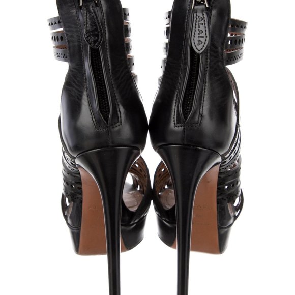 ALAIA Black Leather Lasercut Accents Gladiator Sandals Size 6.5 Very Good Used - Picture 4 of 5